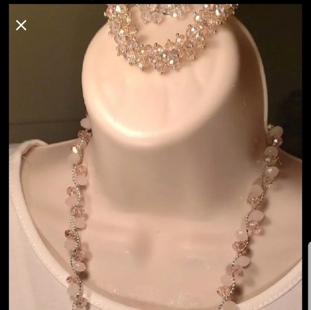Necklace set with earrings and bracelet